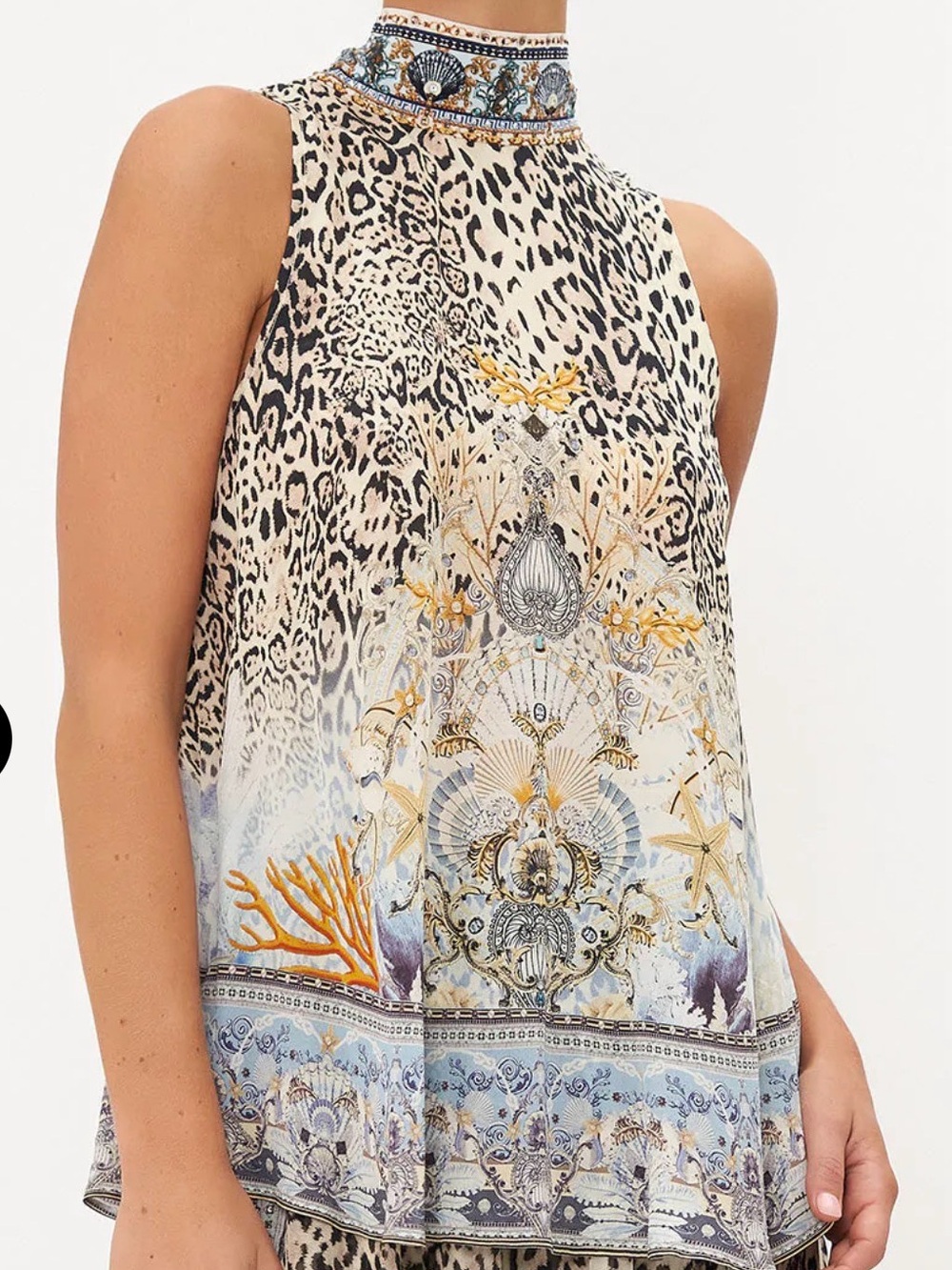 CAMILLA – Seahorse Sonnet
High Neck Top With Back Neck Tie
Size: Small